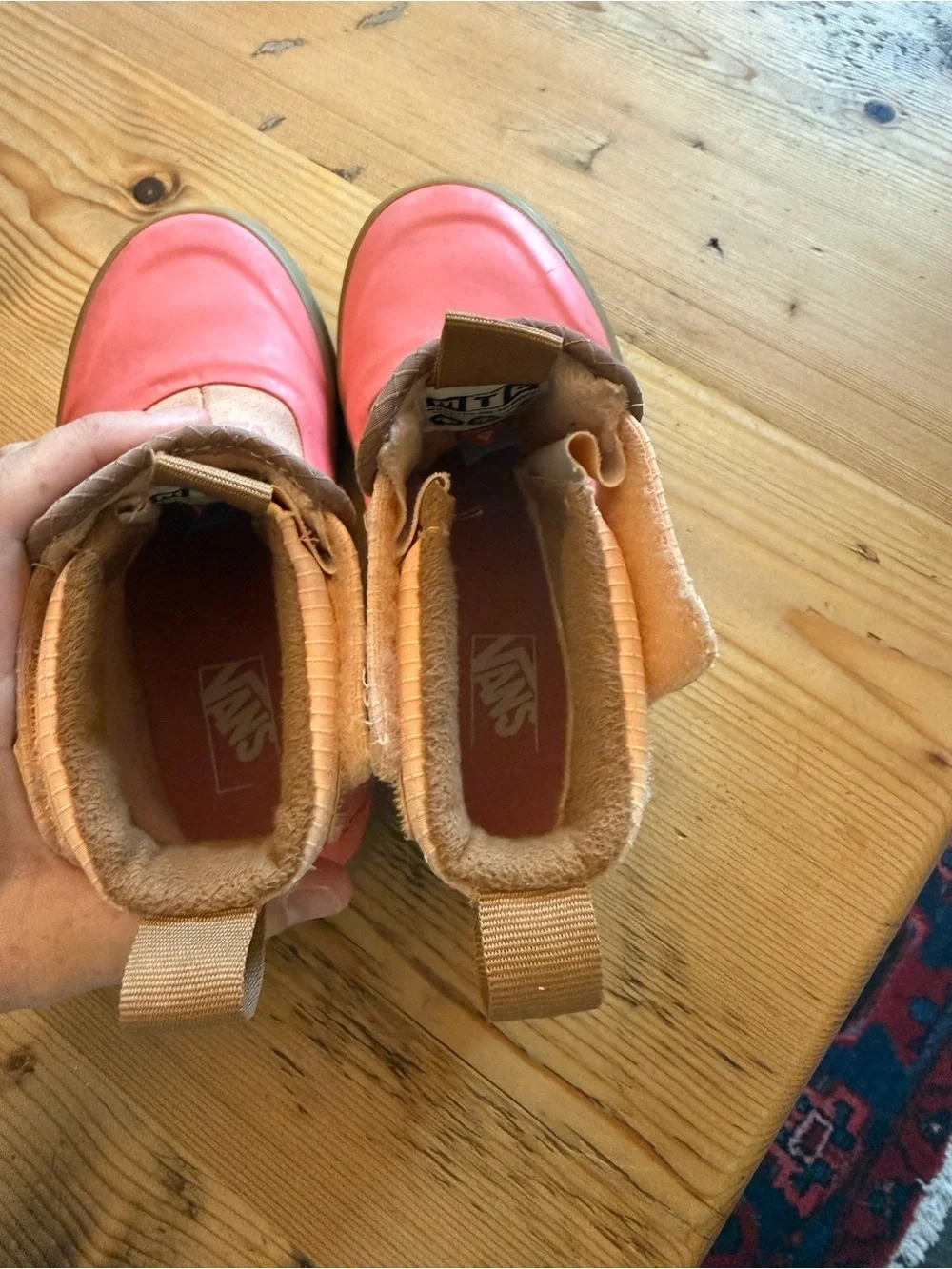 Vans Made for the Elements boots all season girls size 1